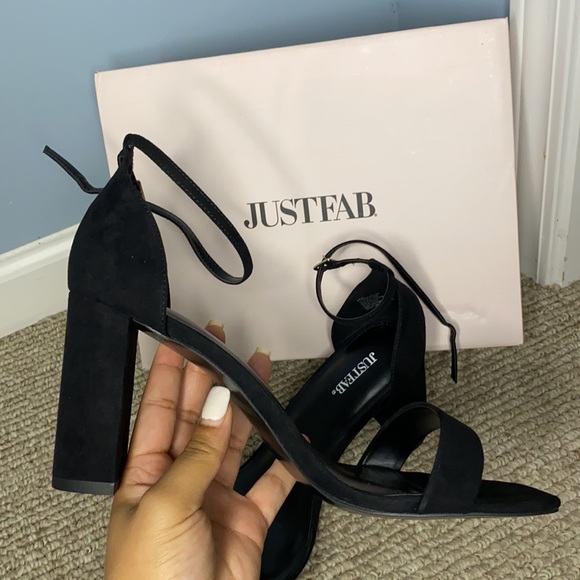 Kyla Block Heeled Sandals - Picture 8 of 10